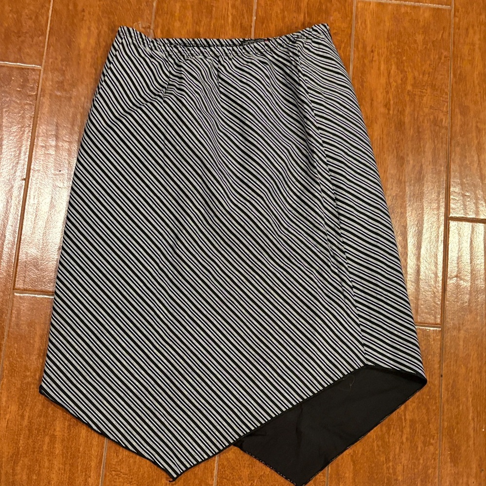 Hot Kiss Asymmetrical Black and White Striped Skirt
